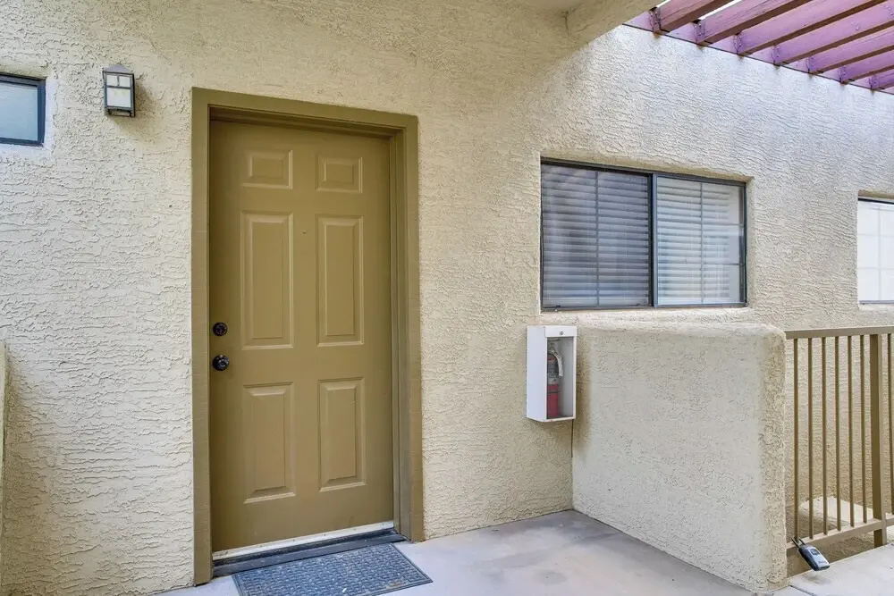 Unwind Poolside! Condo 1 Mi to South Mountain Park