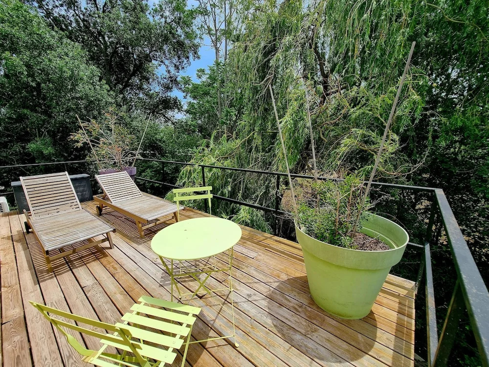 Villa Alyzea