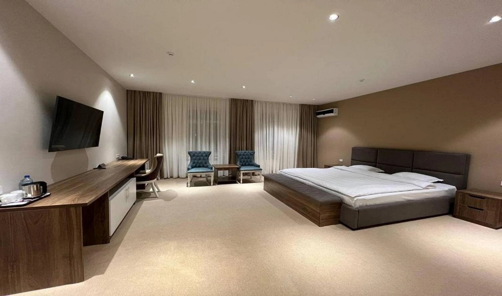 Double Suite (twin beds)