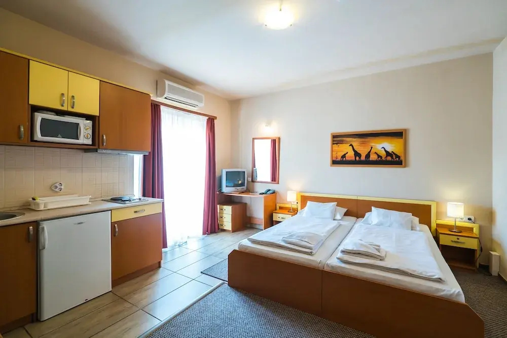 Beach Hotel - Général