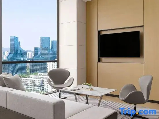 Premier Quadruple room with lake view