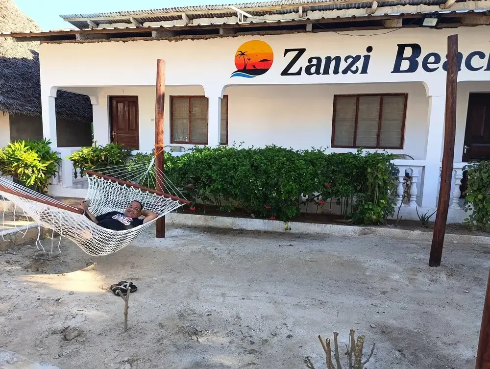 Zanzi Beach Hotel