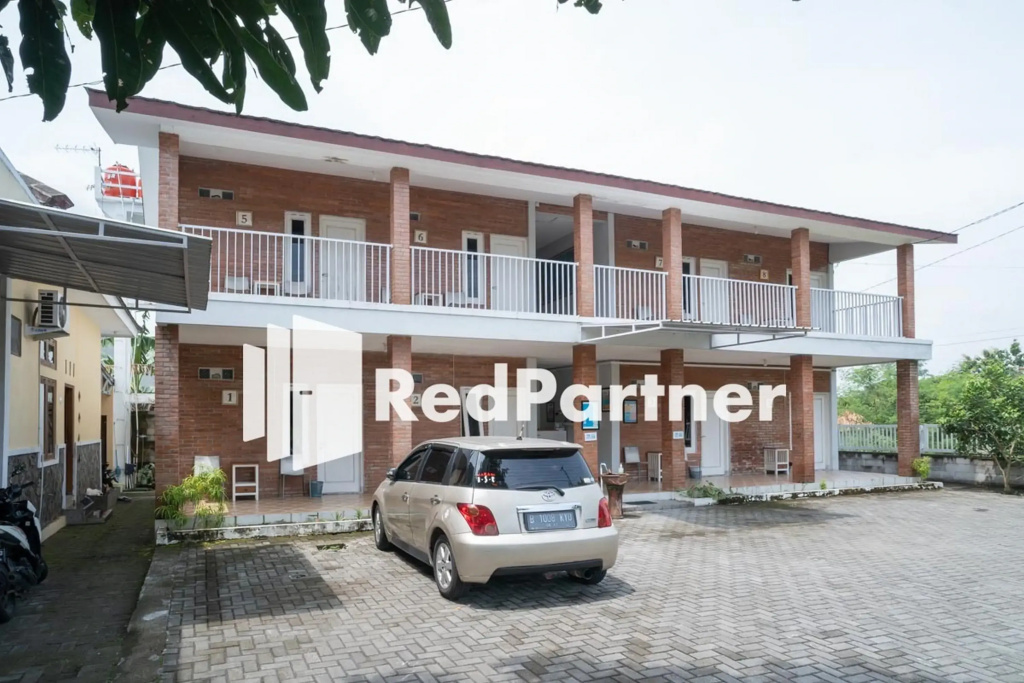 House Acasia Syariah RedPartner
