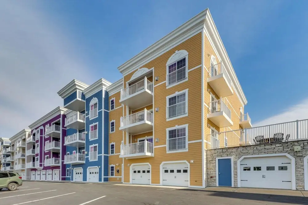 Idyllic New Buffalo Condo: Walk to Beach & Shops!