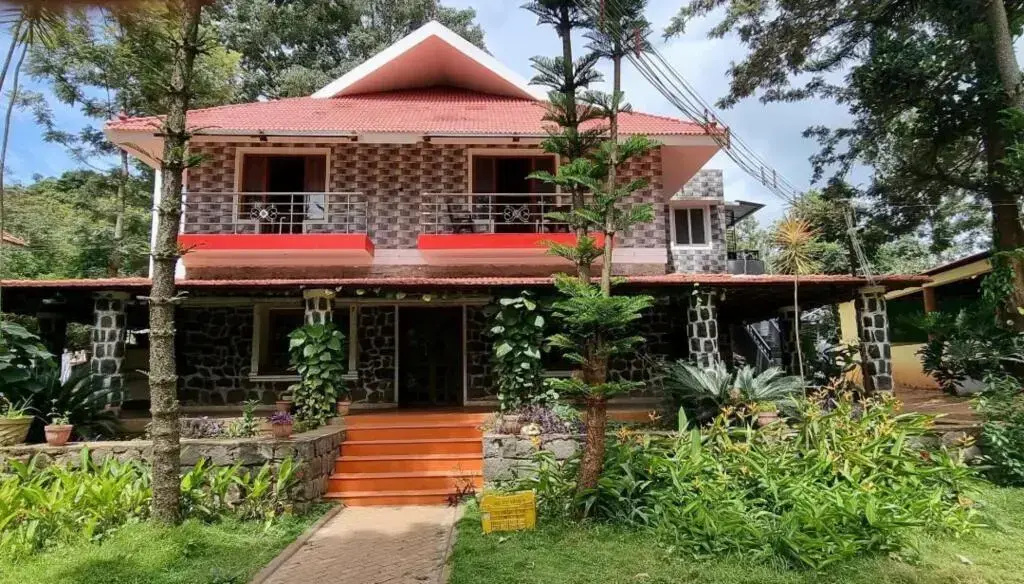 Coastal Grand JMA Resorts Sirumalai
