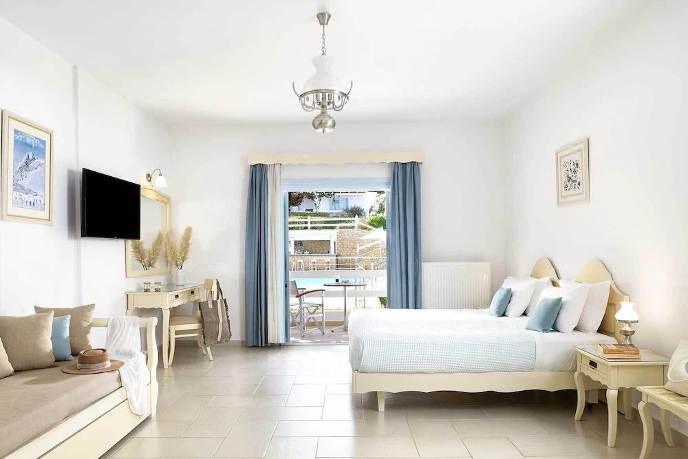 Deluxe Studio with balcony