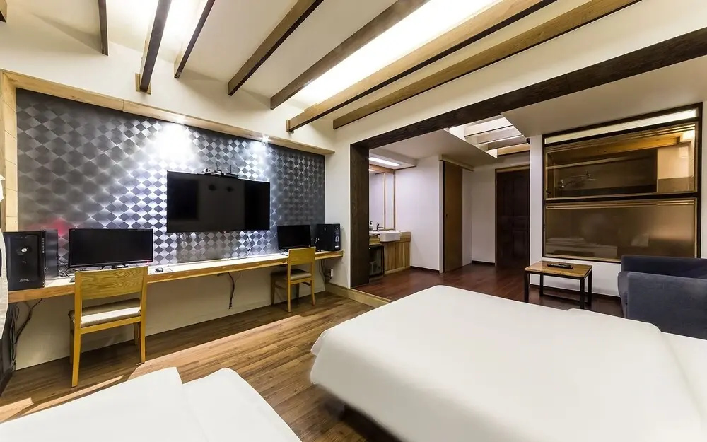 Hotel photo 6