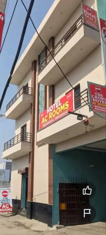 The Crown Hotel