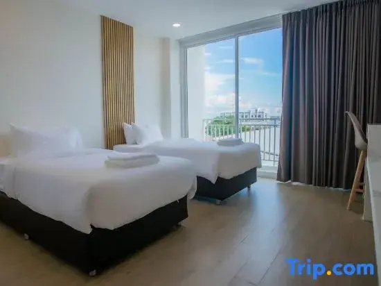 Deluxe room with balcony