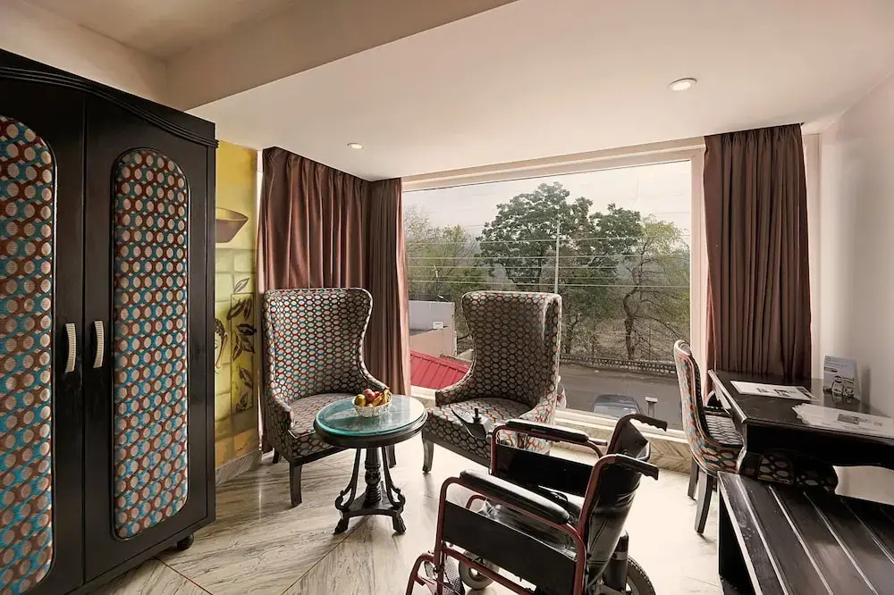 Standard Double room with river view (full double bed)
