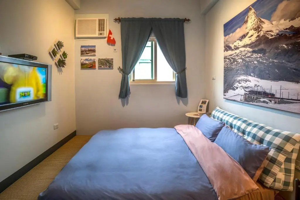 Standard Double room (full double bed)