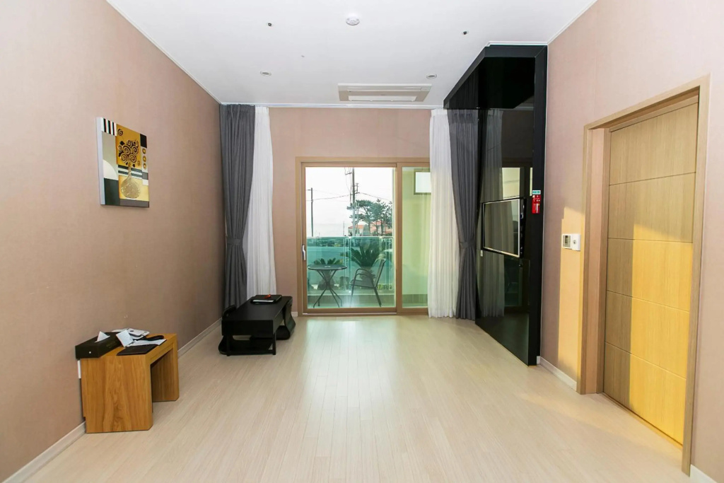 Rich Hotel - Général