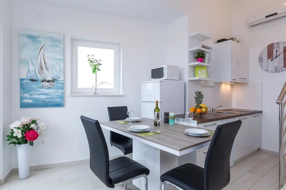 Apartments Adria