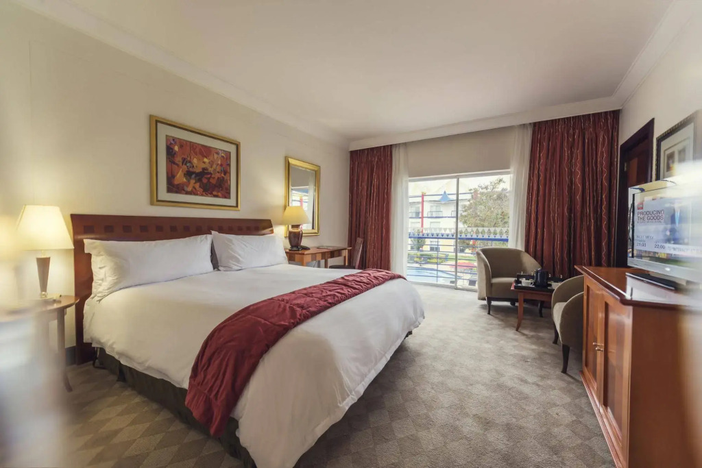 Carnival Club Hotel - фото 4