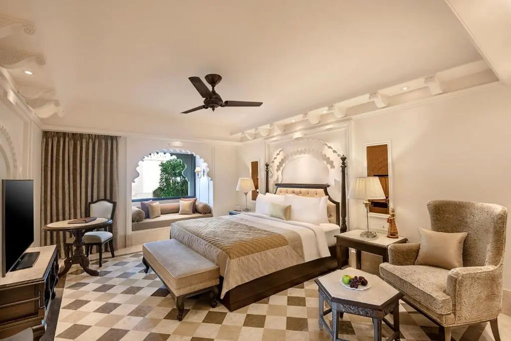 Suite (private pool)