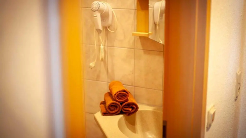Hotel & Restaurant Zum Hirsch - Chambres