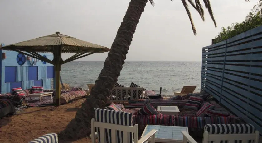 Beach & Waterfront