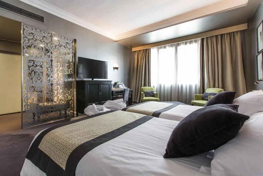 Hotel Carlton - Chambres