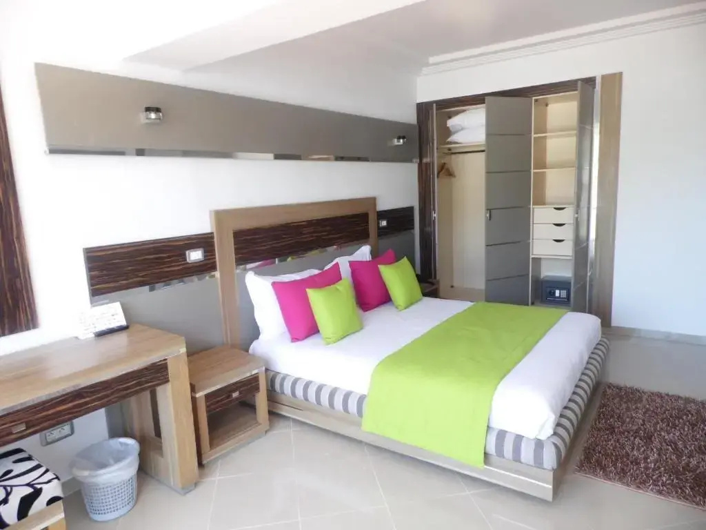 Deluxe Suite