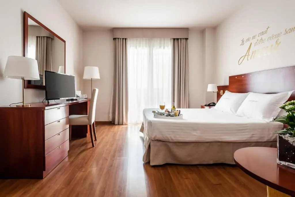 Sercotel Avenida Hotel Almería - Chambres