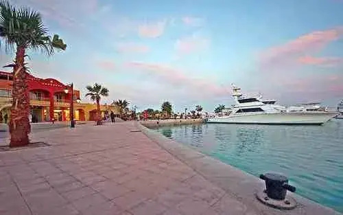 Beach & Waterfront