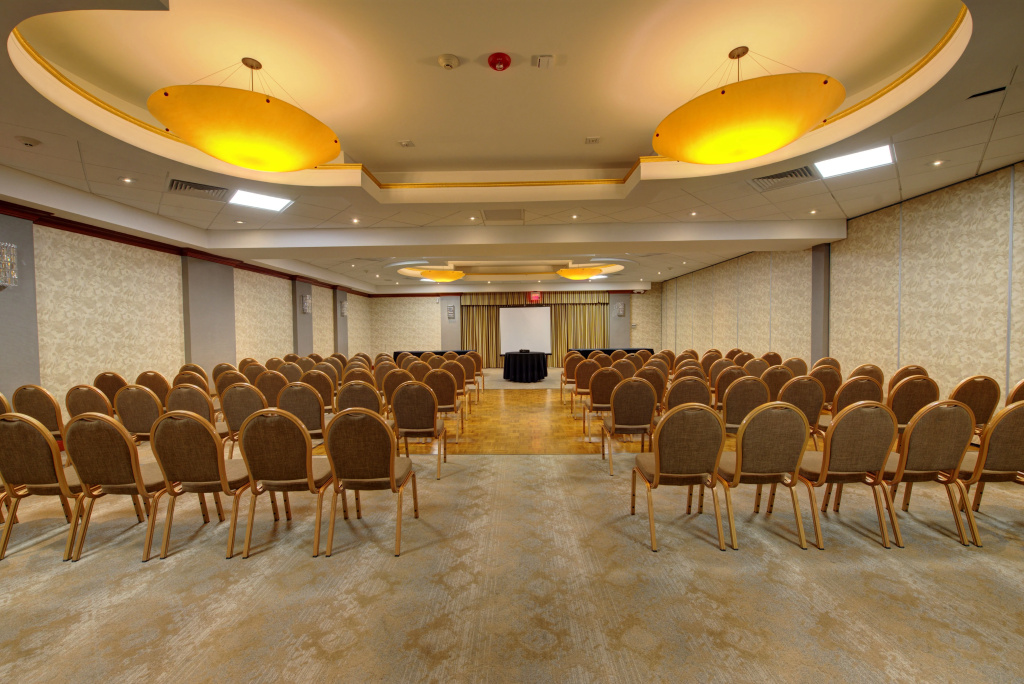 Holiday Inn Plainview-Long Island by IHG - Général