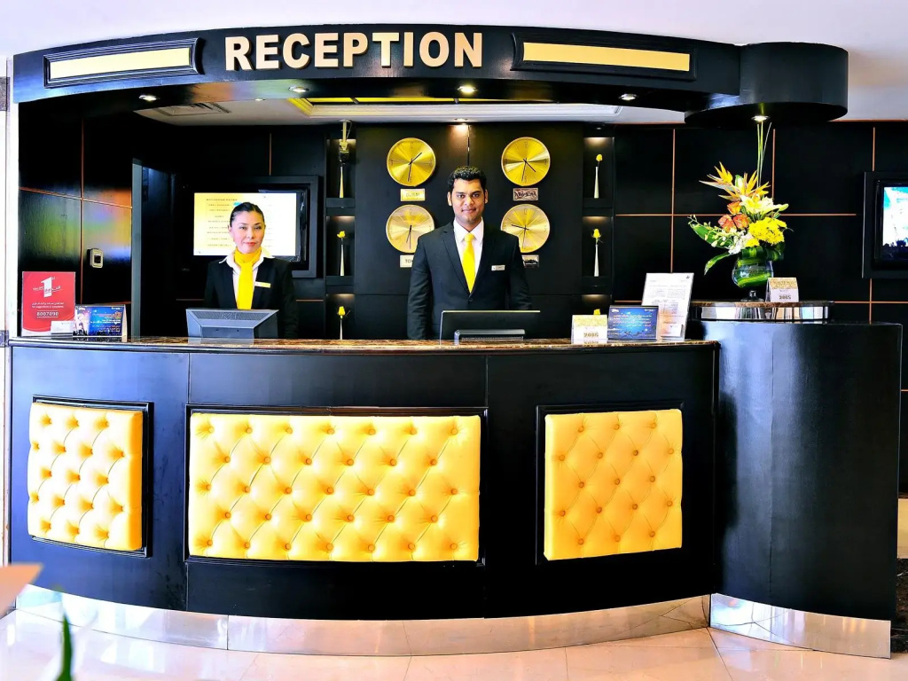 Signature Inn Deira - Free Parking 17