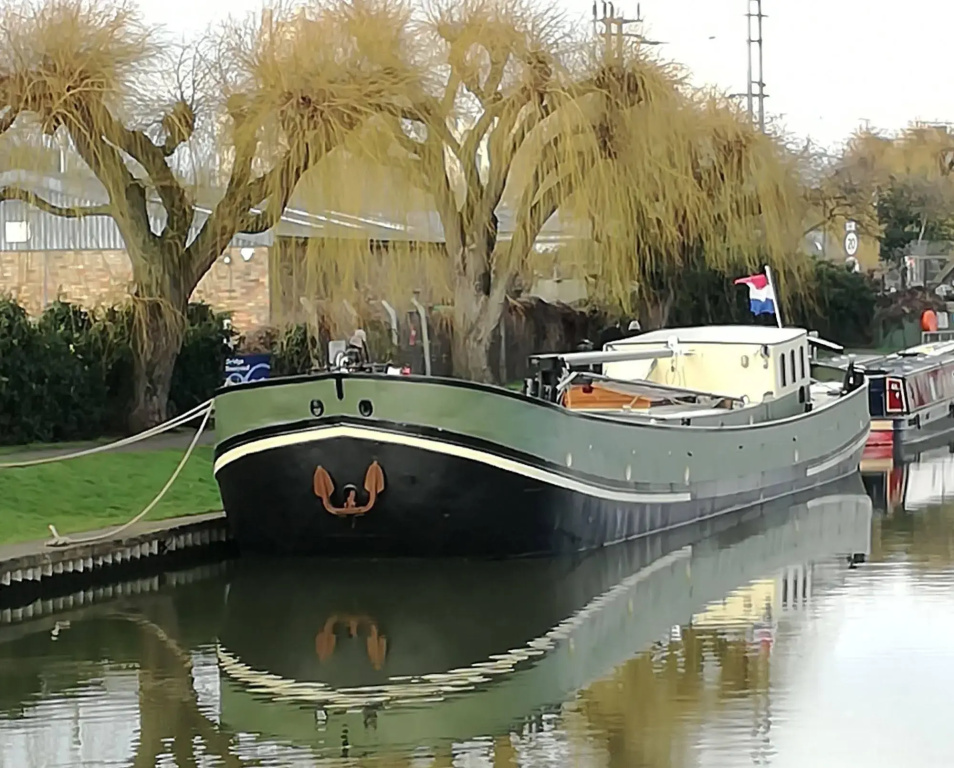 Hotel Barge Waternimf