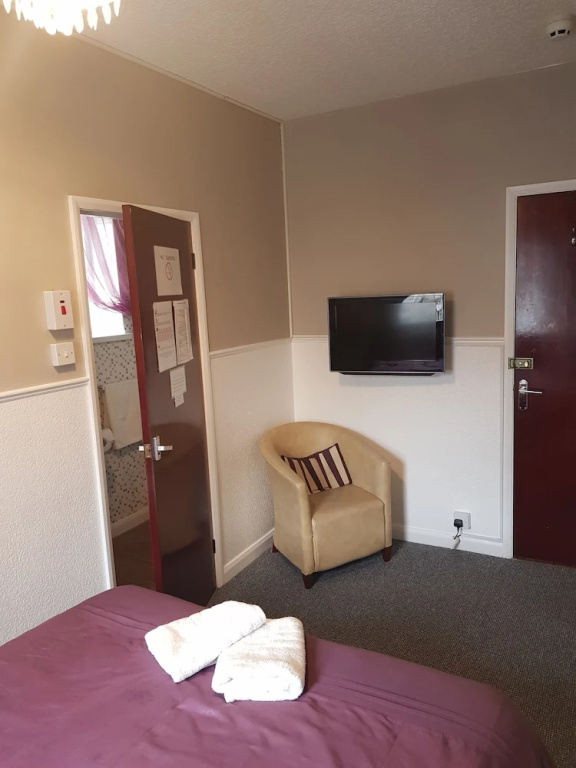 Standard Double room (full double bed)