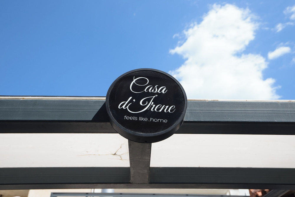 Casa d Irene near airport beach