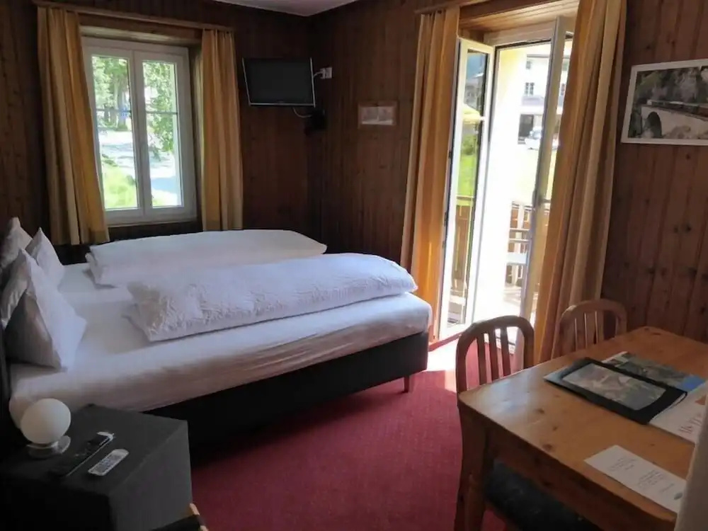 Hotel Ladina - Chambres