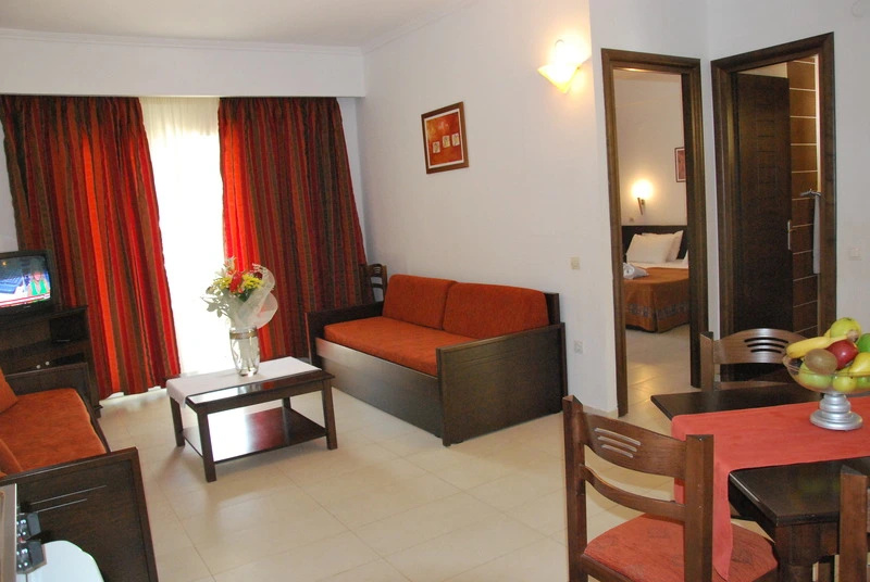 Naias Beach Hotel - Chambres
