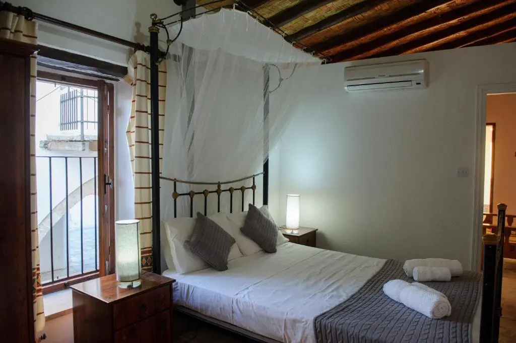 Studio with balcony