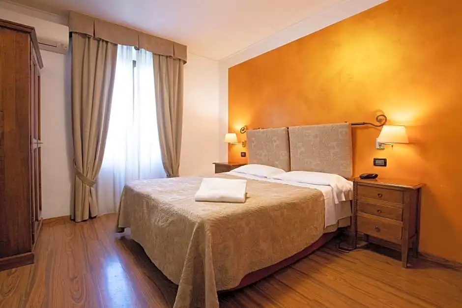 Hotel Arcobaleno Siena - Chambres