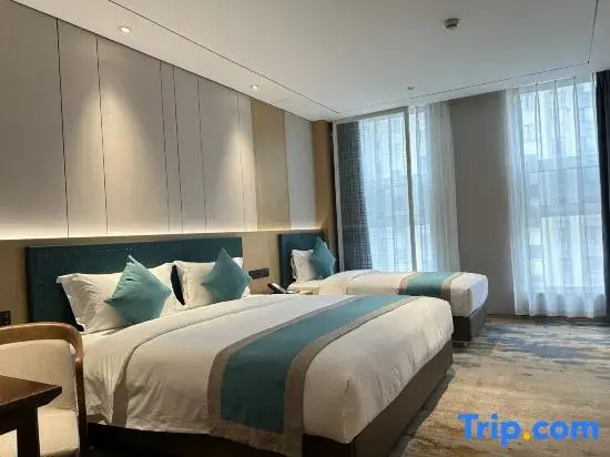 Deluxe Family room