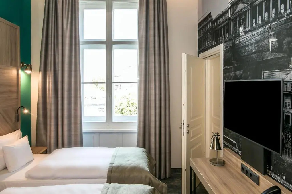 Standard Double room (twin beds)