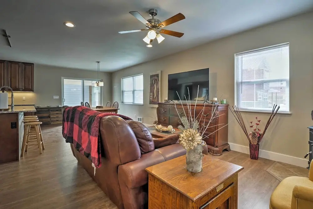 30 Mi to Crested Butte: Dog-friendly Home By River — фото 2