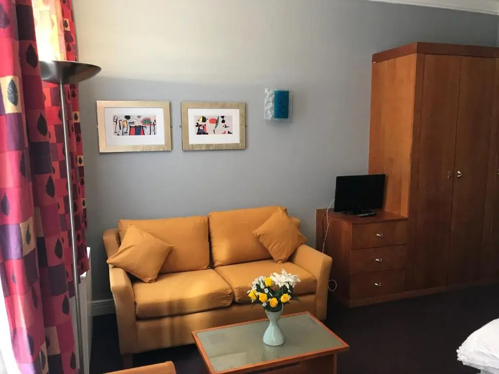 Hotel photo 2