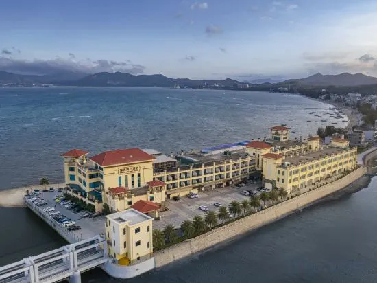 Beach & Waterfront