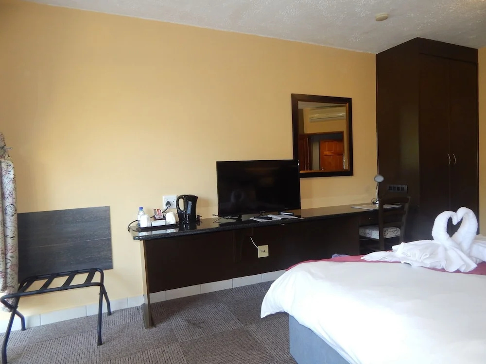Elephant Lake Hotel - Chambres