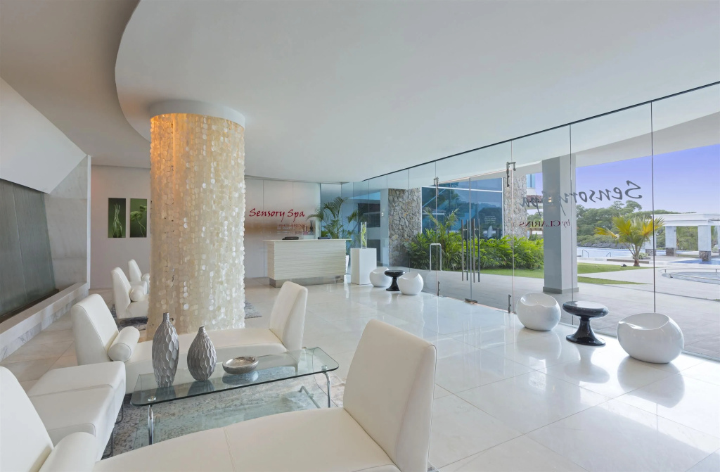 Balcony & Terrace