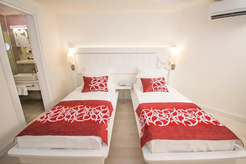 Laguna Beach Alya Resort & SPA - All Inclusive - Chambres