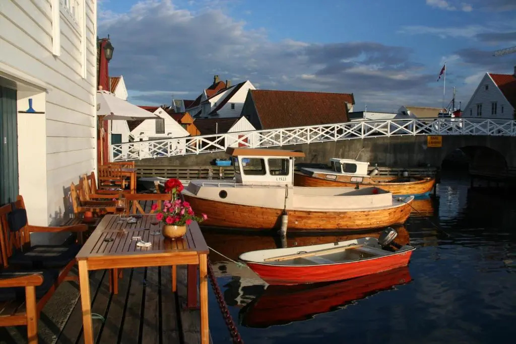 Norneshuset Overnatting - Chambres