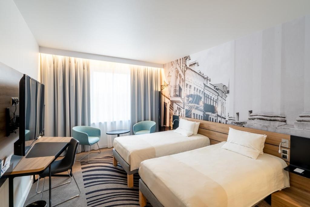 Superior Twin room (twin beds)
