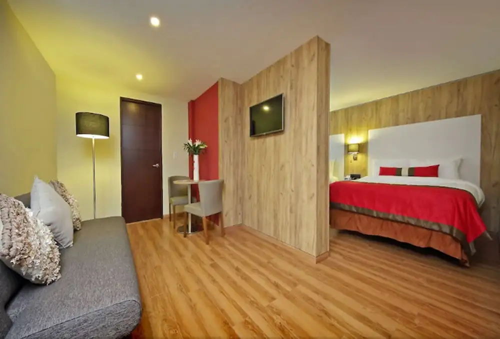 Quadruple Suite