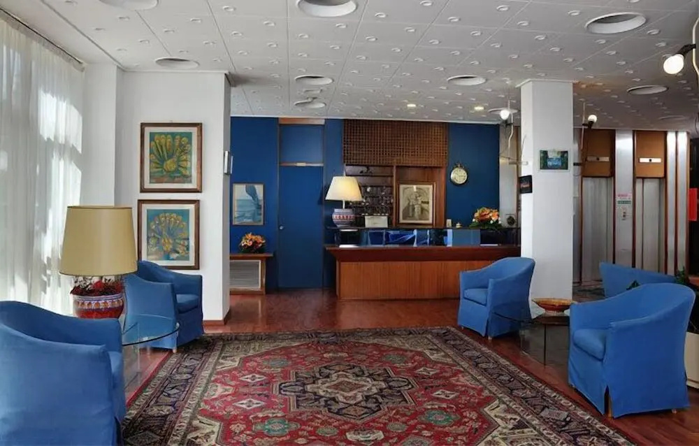 Hotel photo 2