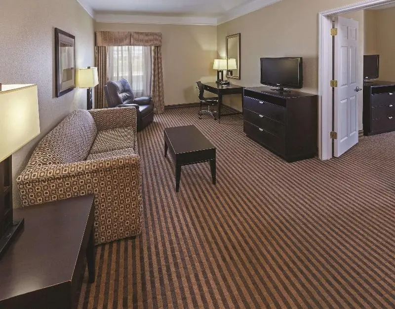 La Quinta Inn & Suites by Wyndham Livingston - Chambres
