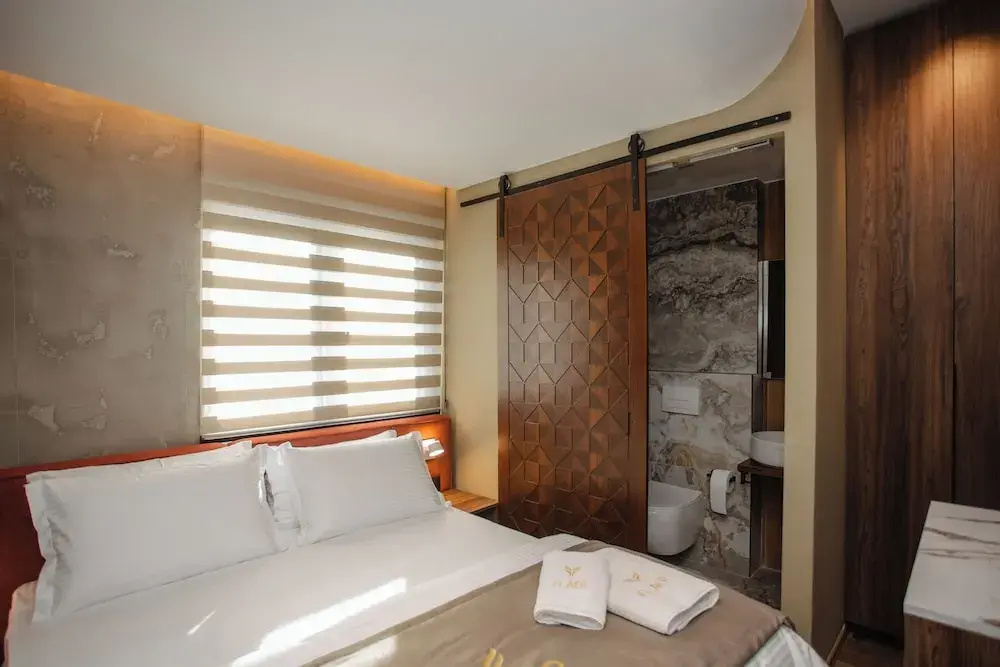 Comfort room