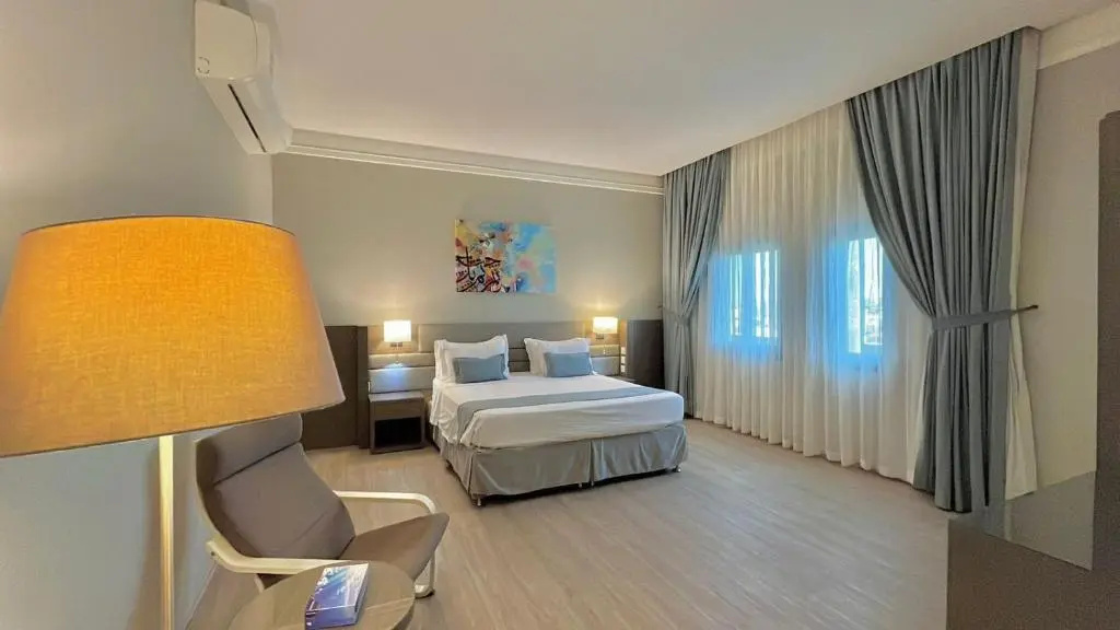 2 Bedrooms Suite
