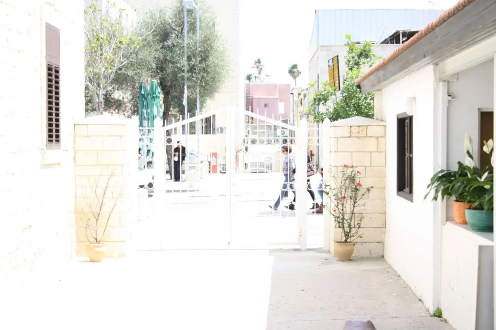 Al Yakhour Hostel